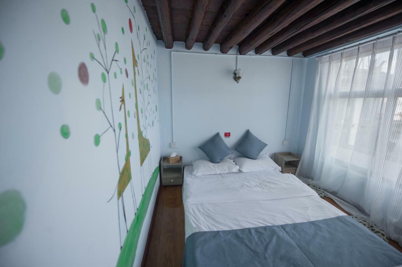 Dali Spring Field Hostel Extérieur photo