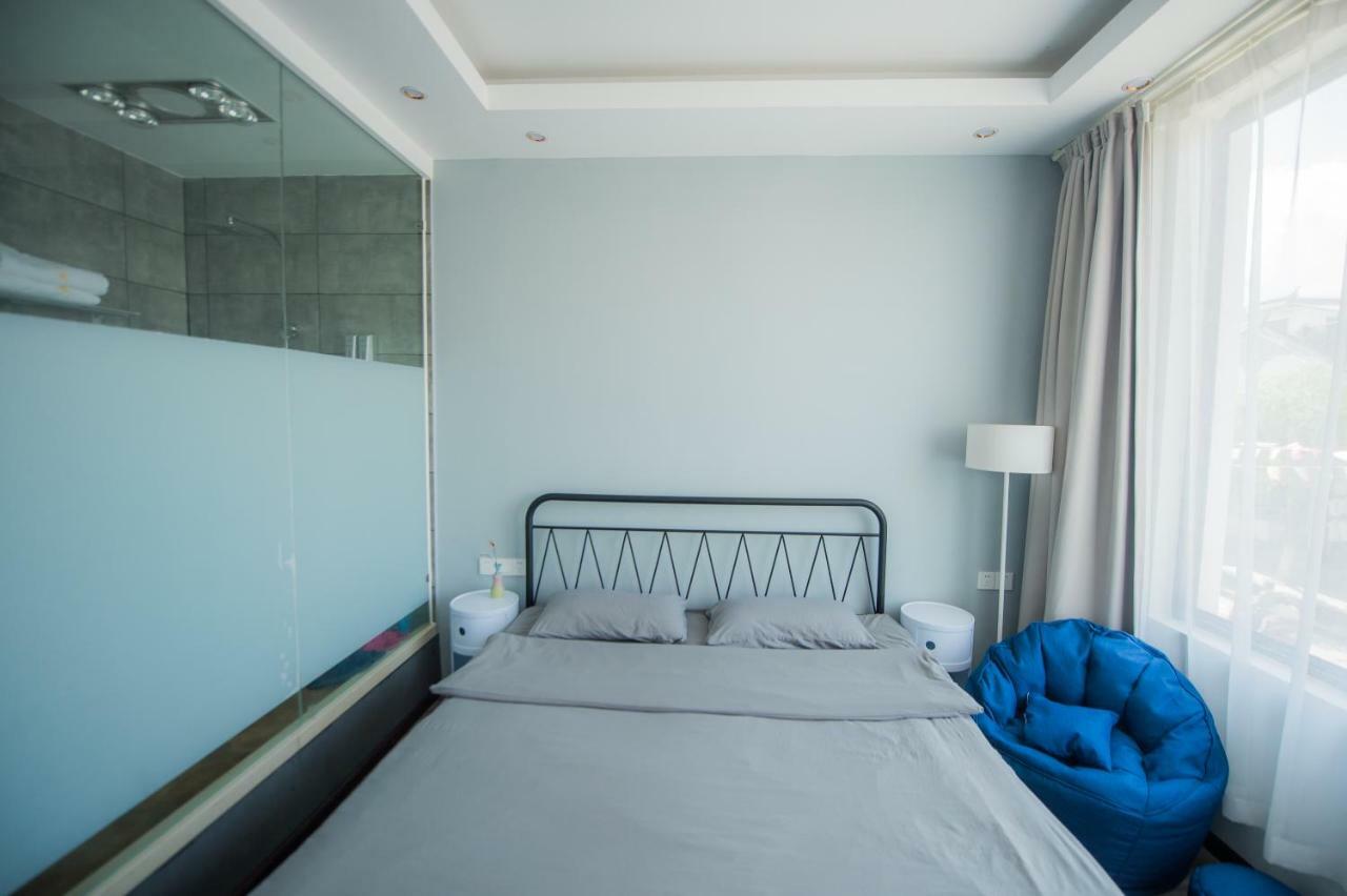 Dali Spring Field Hostel Extérieur photo