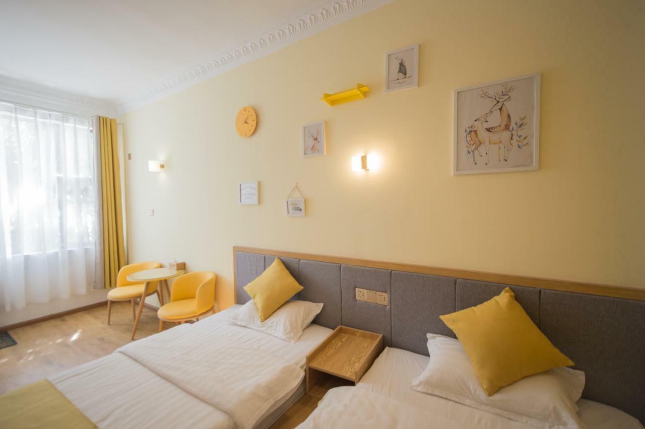 Dali Spring Field Hostel Extérieur photo
