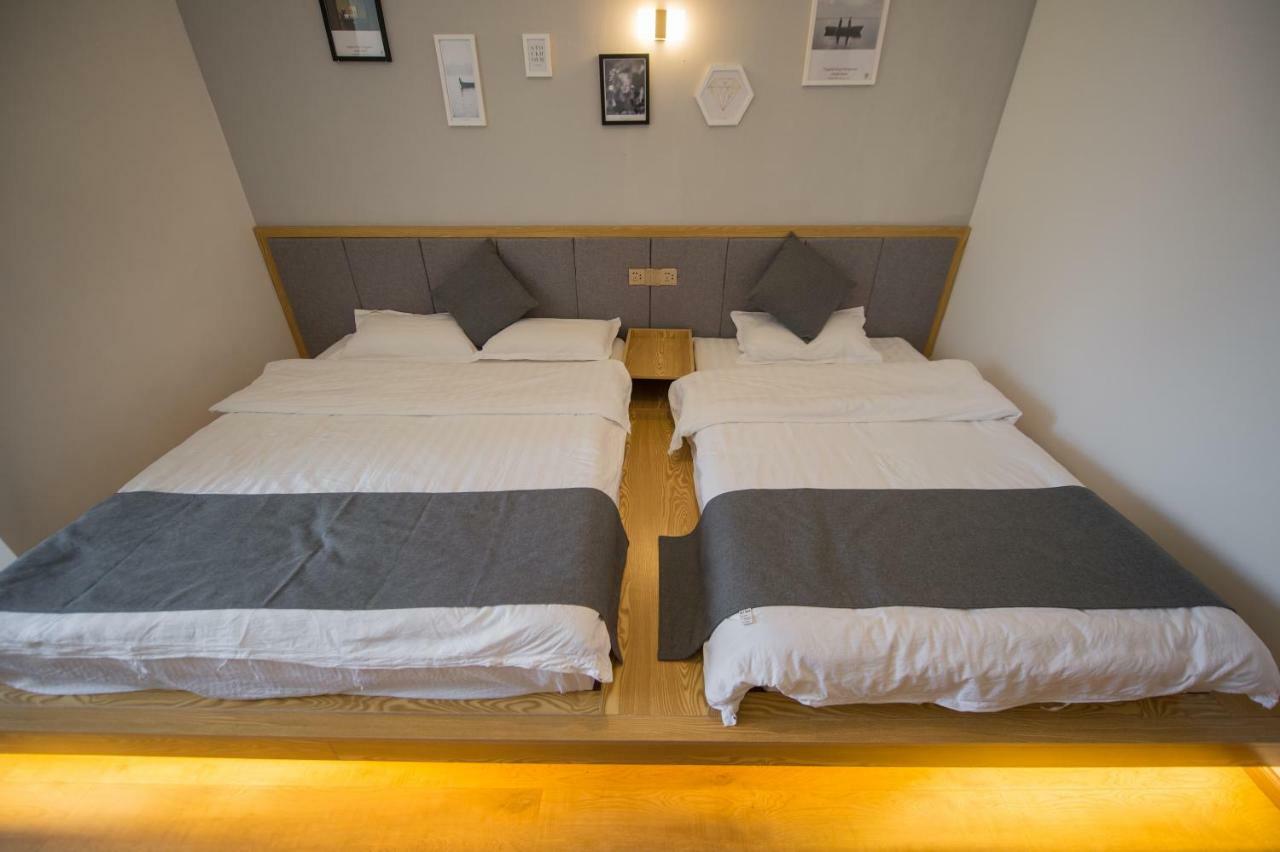 Dali Spring Field Hostel Extérieur photo