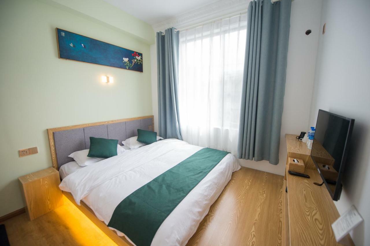 Dali Spring Field Hostel Extérieur photo