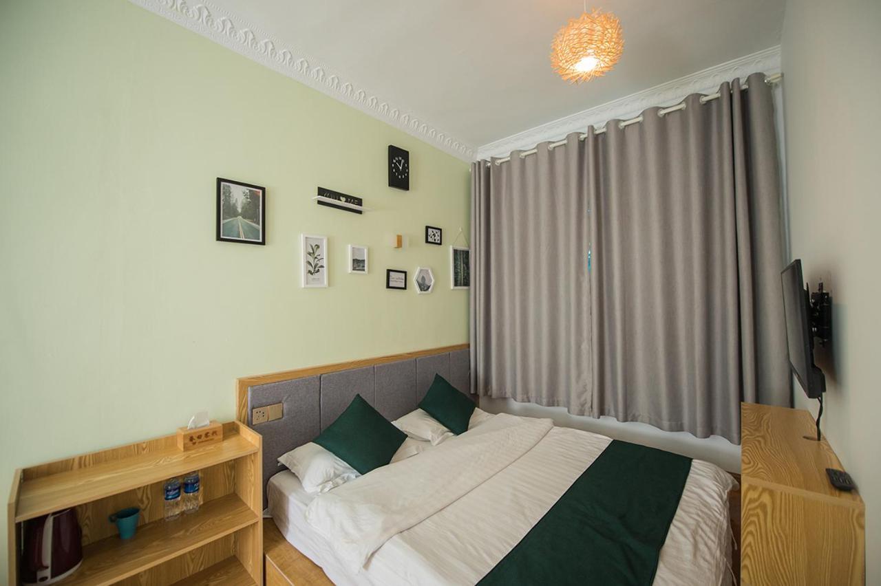 Dali Spring Field Hostel Extérieur photo